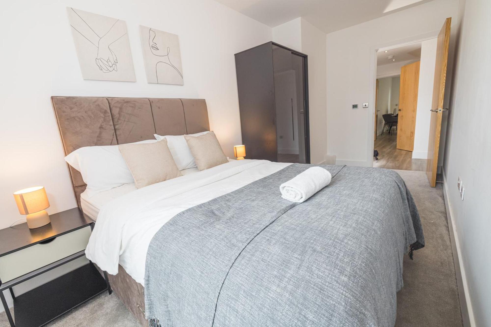 City Escape - Royal Wharf London Eksteriør billede